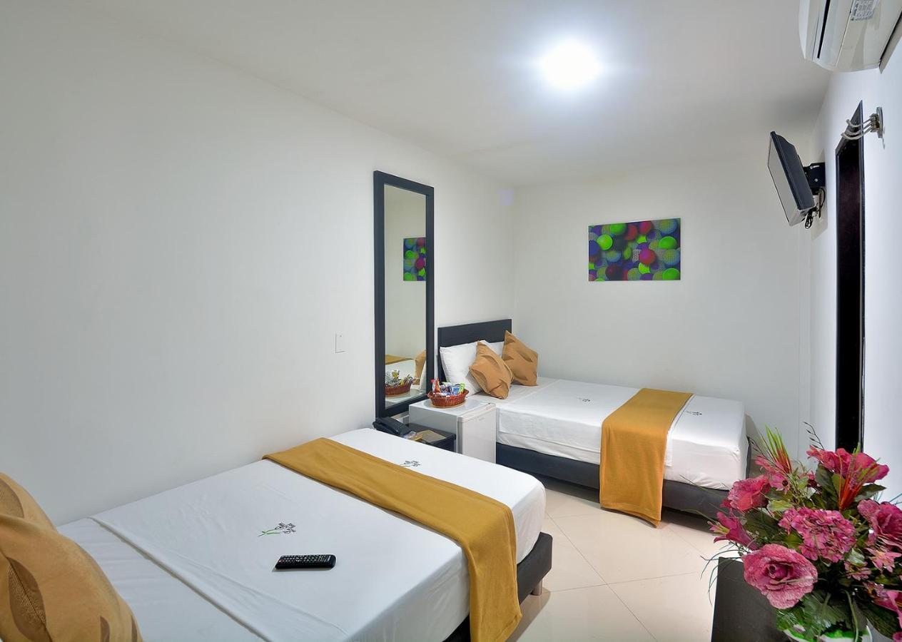 La Pera Hotel บูการามังกา ภายนอก รูปภาพ