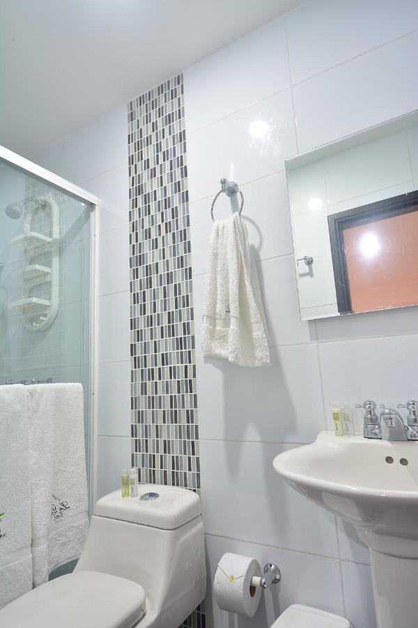 La Pera Hotel บูการามังกา ภายนอก รูปภาพ